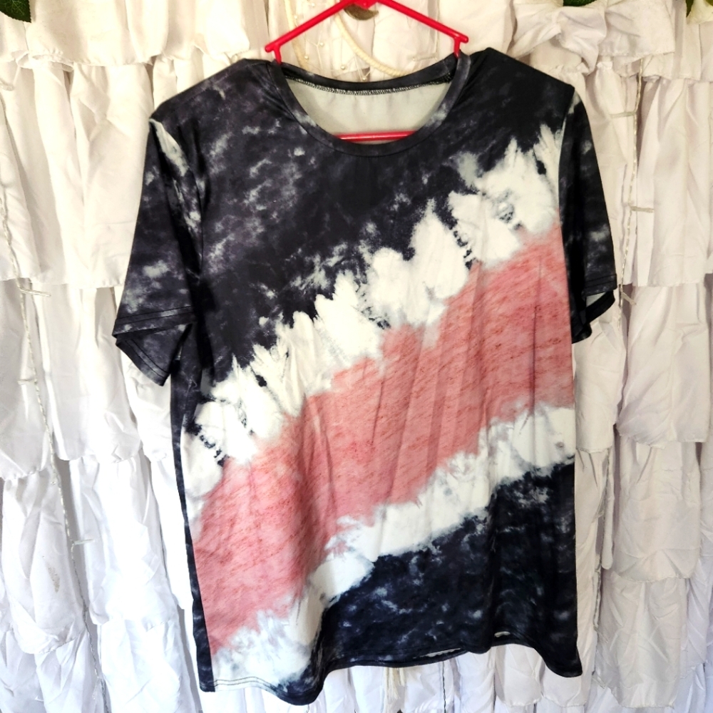 Women's large tie-dye t-shirt